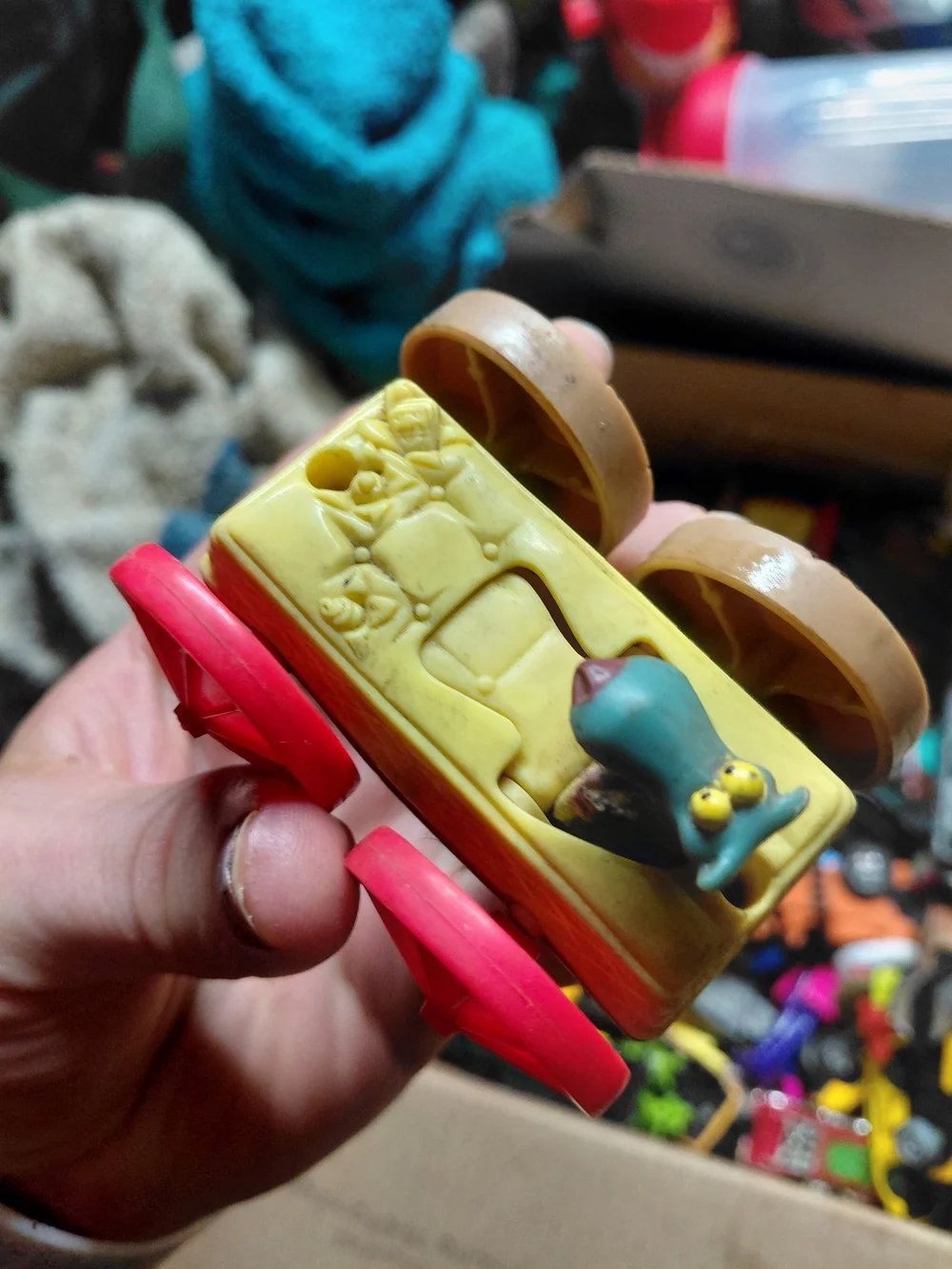 1997 vintage McDonald's Happy Meal toy from 101 Dalmatians: The Series.